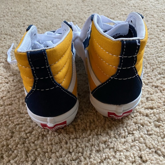 Bran New Vans Skate Hi - Picture 3 of 4